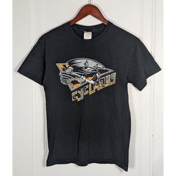 Vintage Cincinnati Cyclones T-shirt Men’s Size Small Twister Logo Camo READ VTG - Picture 1 of 4